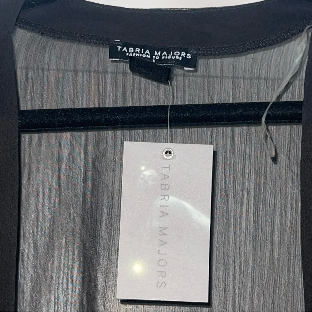 ❌SOLD❌NWT Tabria Majors Fashion To Figure Black Flowy Cover-Up - Picture 6 of 8
